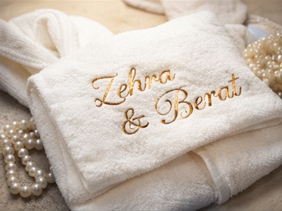 İşlemeli Havlu Takımı